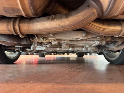 Used 2001 Porsche 911 Cabriolet image 35