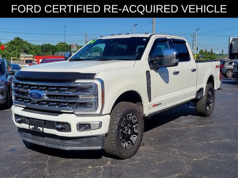 Used 2024 Ford F250 Platinum AWD/4WD image 2