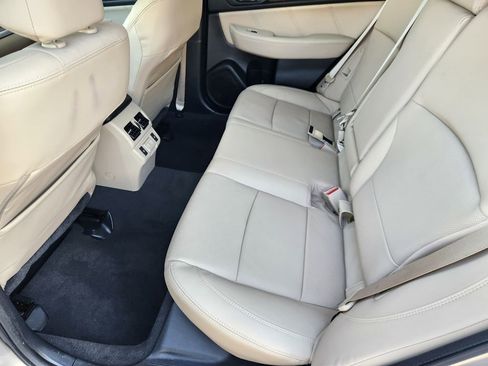 Used 2019 Subaru Outback 2.5i Limited image 30