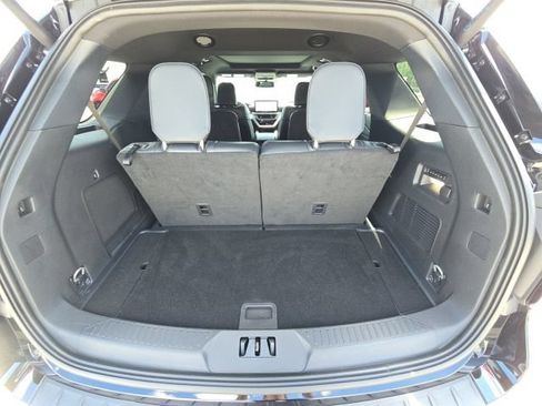 Used 2025 Ford Explorer ST w/ Sun And Sound Package AWD/4WD image 13