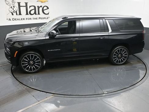 New 2026 Chevrolet Suburban High Country image 37