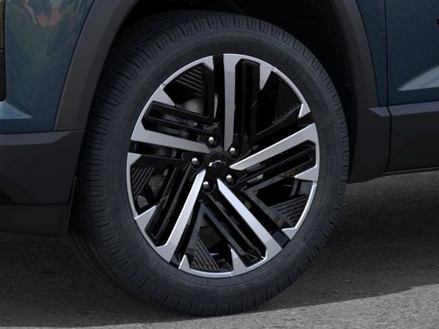 New 2027 Chevrolet Equinox RS w/ Safety and Technology Package FWD image 9
