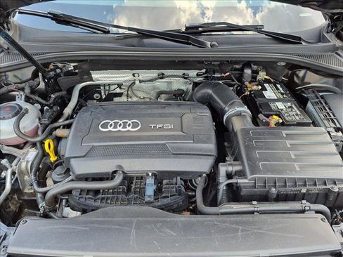 Used 2019 Audi Q3 2.0T Premium w/ Convenience Package AWD/4WD image 20