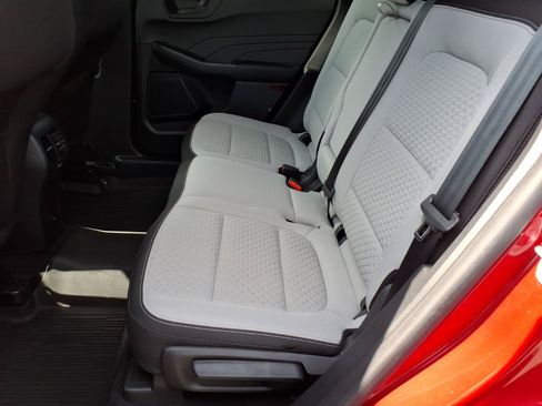 Used 2023 Ford Escape Active AWD/4WD image 11