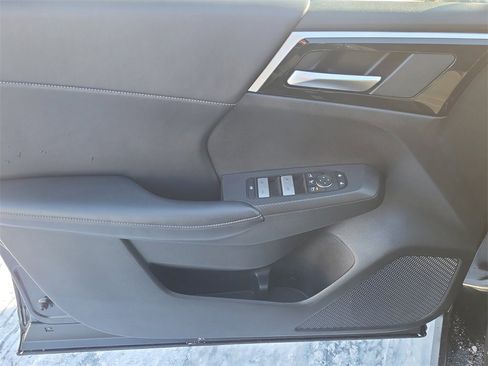 Used 2024 Mitsubishi Outlander SE image 19