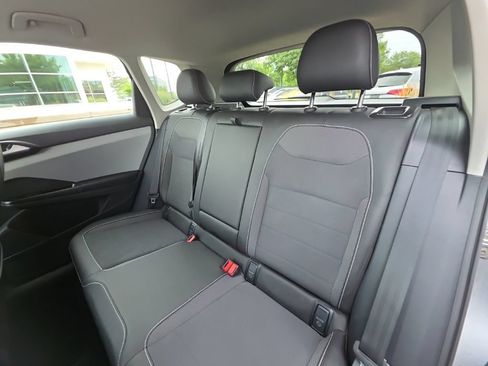 Certified 2023 Volkswagen Taos SE AWD/4WD image 25