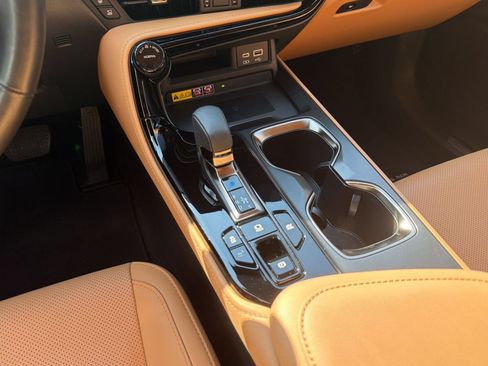 Used 2024 Lexus NX 350h AWD w/ Vision Package image 15