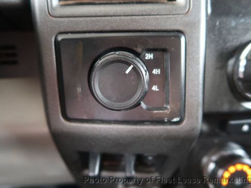 Used 2017 Ford F250 XL w/ Power Equipment Group AWD/4WD image 32