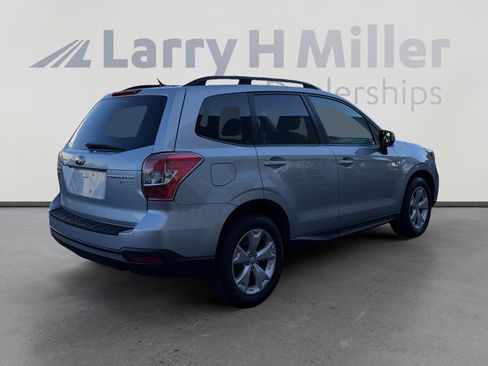Used 2015 Subaru Forester 2.5i Premium AWD/4WD image 5