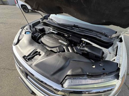 Used 2016 Honda Pilot Touring image 44