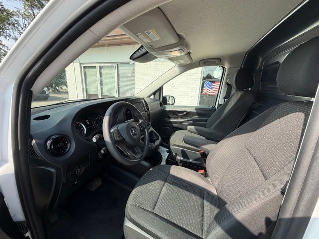 Used 2023 Mercedes-Benz Metris image 10