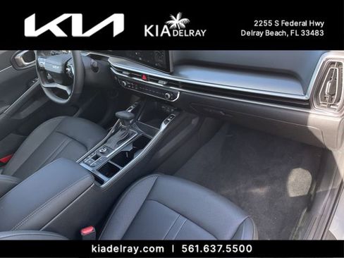 New 2026 Kia Sorento S image 10