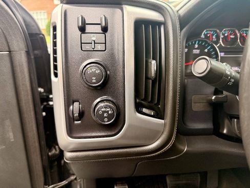 Used 2018 GMC Sierra 2500 SLT AWD/4WD image 13