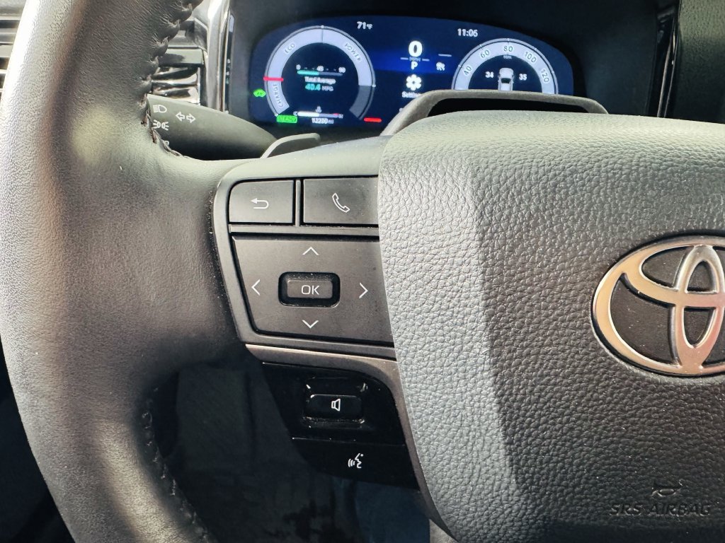 Used 2026 Toyota Camry XSE w/ Premium Plus Package FWD image 13