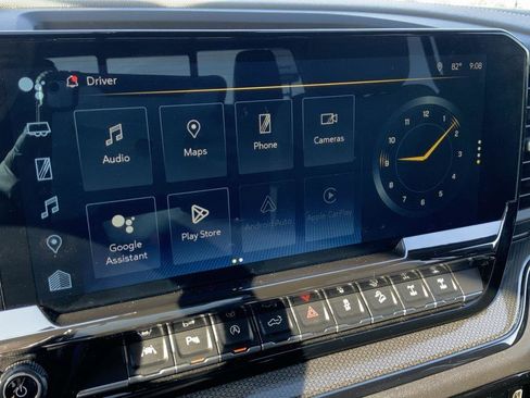 Used 2023 Chevrolet Silverado 1500 ZR2 w/ Technology Package image 39