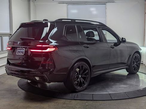 Used 2024 BMW X7 xDrive40i w/ M Sport Package image 8