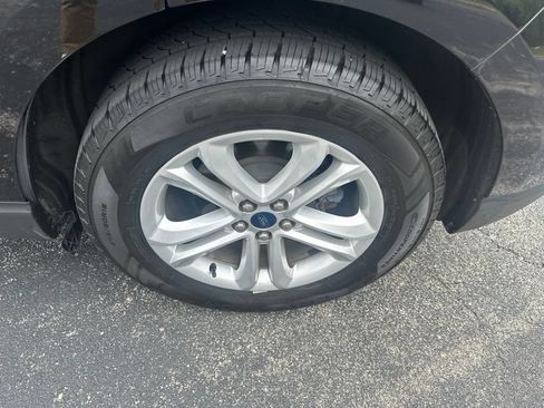 Used 2020 Ford Edge SEL w/ Convenience Package FWD image 19