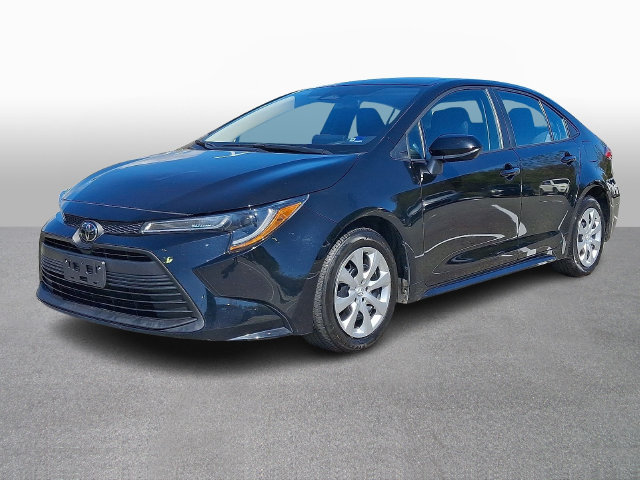 Used 2024 Toyota Corolla LE FWD image 1