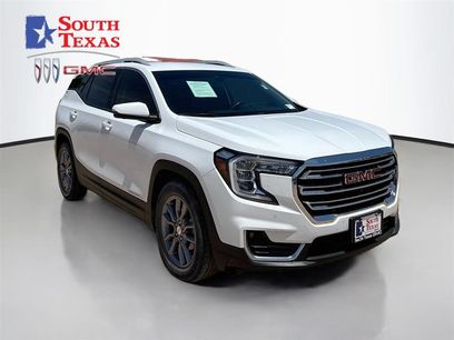 Used 2022 GMC Terrain SLT w/ Tech Package