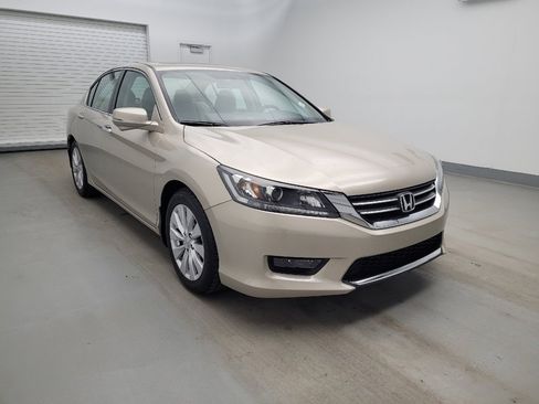 Used 2015 Honda Accord EX image 13