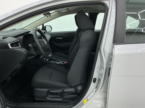 Used 2021 Toyota Corolla LE FWD image 14