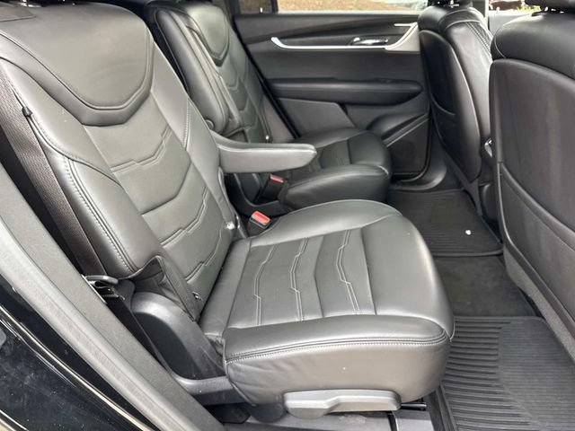Used 2020 Cadillac XT6 Premium Luxury w/ Platinum Package FWD image 10