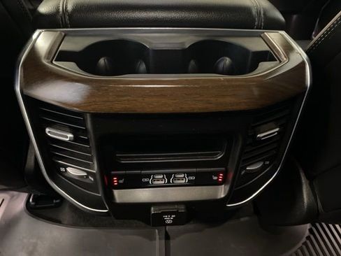 Used 2021 RAM 1500 Laramie image 12