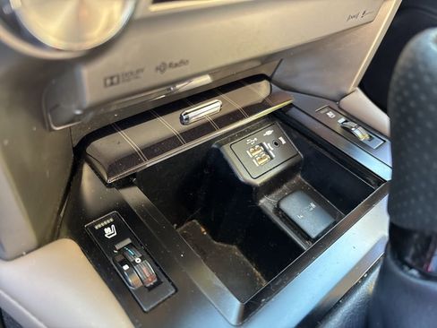 Used 2021 Lexus GX 460 Premium w/ Premium Package image 22