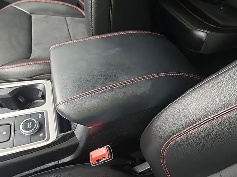 Used 2022 Ford Explorer ST-Line image 61