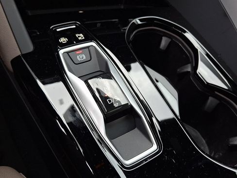 Certified 2025 Audi Q5 Premium AWD/4WD image 16