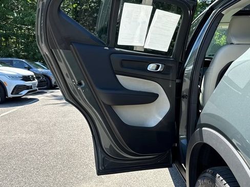 Used 2026 Volvo XC40 B5 Plus AWD/4WD image 24