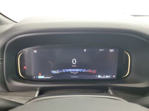 Used 2024 Jeep Wagoneer L Series II w/ Flexible Seating Group image 24