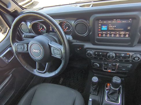 Used 2021 Jeep Wrangler Unlimited Sport AWD/4WD image 15