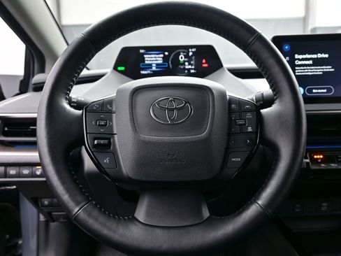 Used 2023 Toyota Prius XLE AWD/4WD image 25