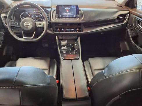 Used 2023 Nissan Rogue SV w/ SV Premium B Package FWD image 18