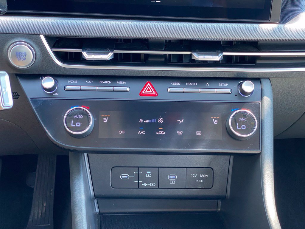 Used 2025 Hyundai Sonata SEL FWD image 20