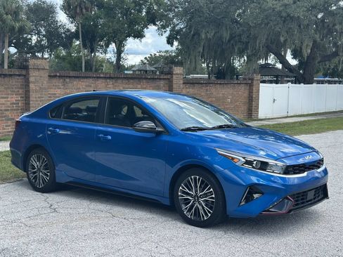 Used 2022 Kia Forte GT-Line w/ GT-Line Technology Package FWD image 3