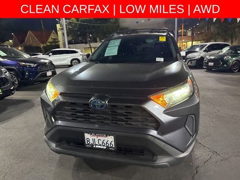 Used 2019 Toyota RAV4 LE w/ Carpet Mat Package AWD/4WD image 13
