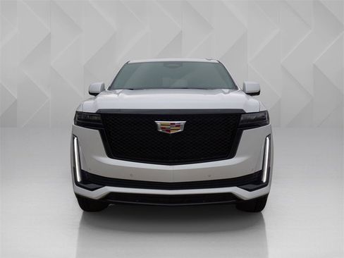 Certified 2024 Cadillac Escalade Sport w/ Touring Package image 8