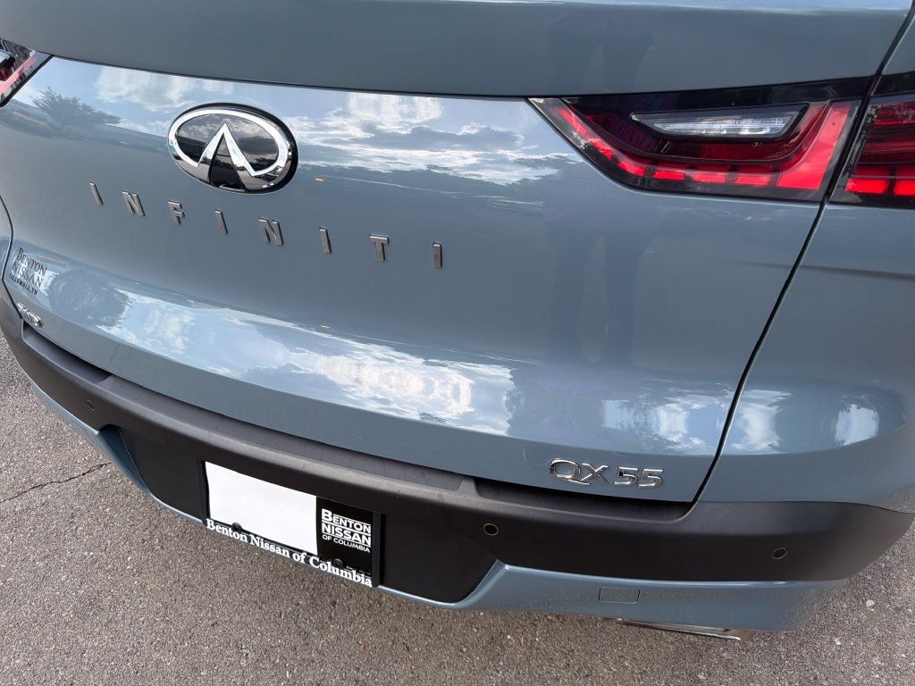 Used 2023 INFINITI QX55 Luxe w/ Cargo Package AWD/4WD image 38