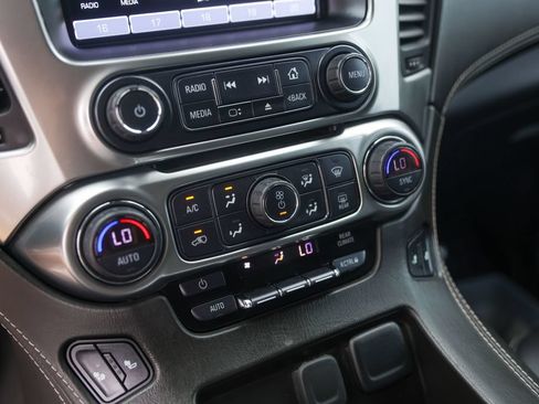 Used 2020 Chevrolet Tahoe LT AWD/4WD image 21