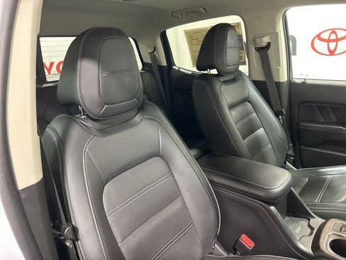 Used 2021 GMC Canyon Denali image 14