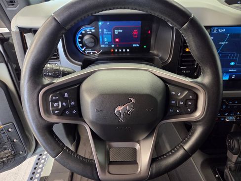 Used 2022 Ford Bronco Badlands AWD/4WD image 14