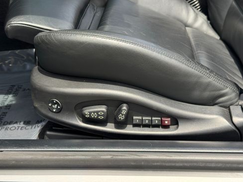 Used 2006 BMW M3 Convertible RWD image 36