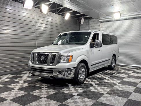 Used 2019 Nissan NV 3500 SL image 47