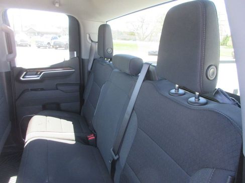 New 2026 GMC Sierra 1500 Elevation image 14