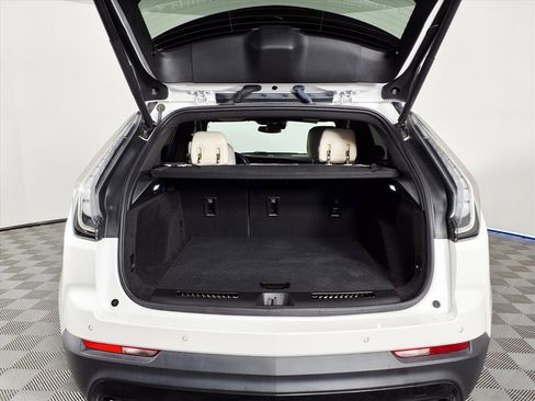 Certified 2023 Cadillac XT4 Sport image 8