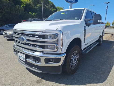 Used 2024 Ford F250 Lariat AWD/4WD image 3