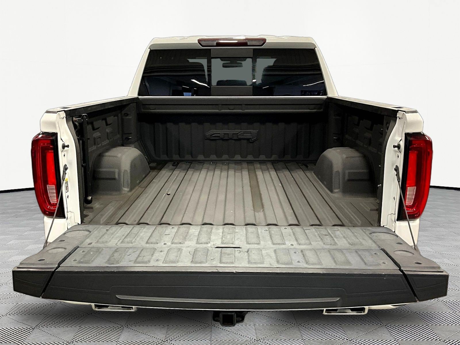 Used 2020 GMC Sierra 1500 AT4 w/ AT4 Premium Package AWD/4WD image 7