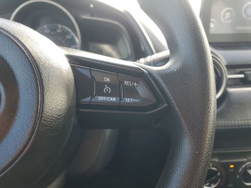 Used 2019 Toyota Yaris LE image 21